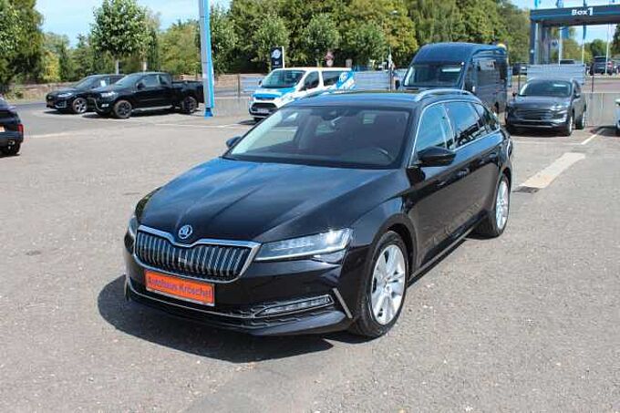 SKODA Superb 1.4l TSI Hybrid Kombi Style+AHK+Business