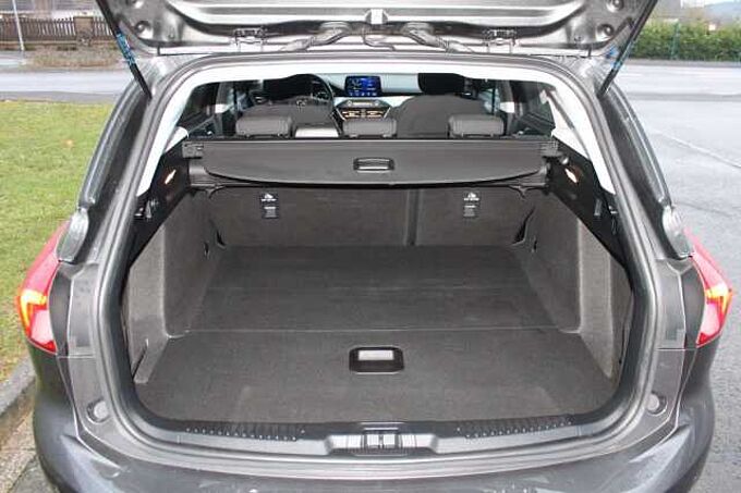 Ford Focus Turnier 1.5 AUTO Ecobl Cool & Connect*LED*