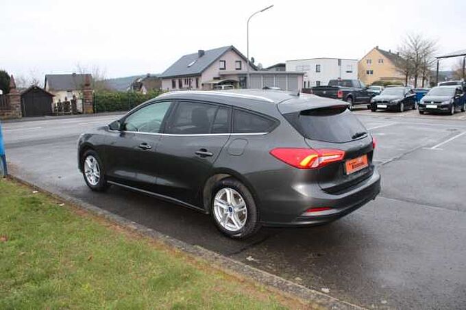 Ford Focus Turnier 1.5 AUTO Ecobl Cool & Connect*LED*