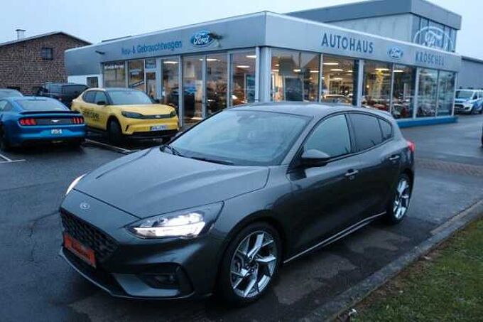 Ford Focus Lim. ST 2.0l Ecobl. +Navi+Winter P. +KeyFree