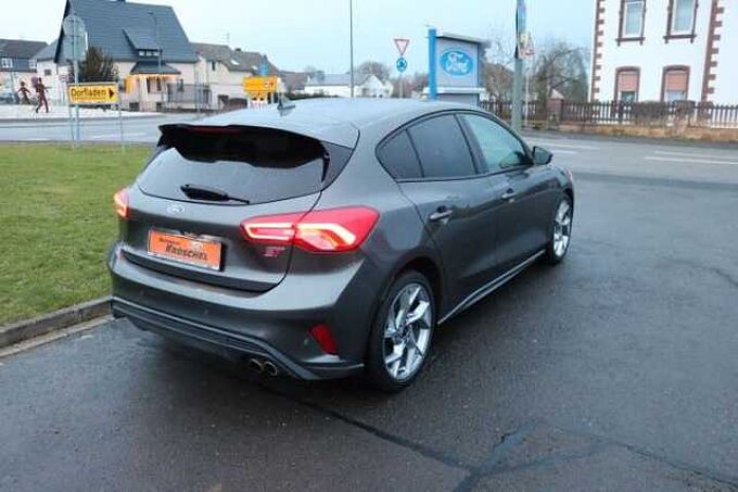 Ford Focus Lim. ST 2.0l Ecobl. +Navi+Winter P. +KeyFree