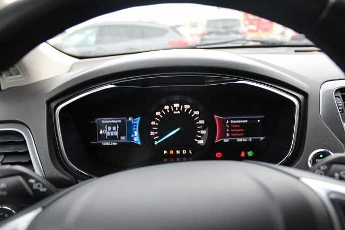 Ford Mondeo Turnier 2.0 Hybrid Titanium*