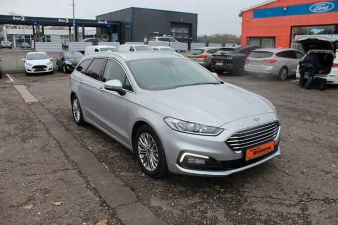 Ford Mondeo Turnier 2.0 Hybrid Titanium*