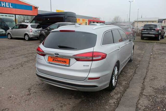 Ford Mondeo Turnier 2.0 Hybrid Titanium*