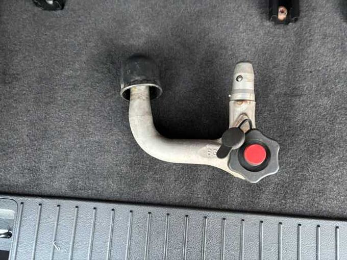 Ford Grand Tourneo 1.5 TDCI Connect Titanium