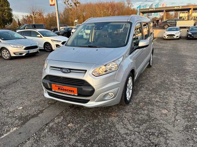 Ford Grand Tourneo 1.5 TDCI Connect Titanium