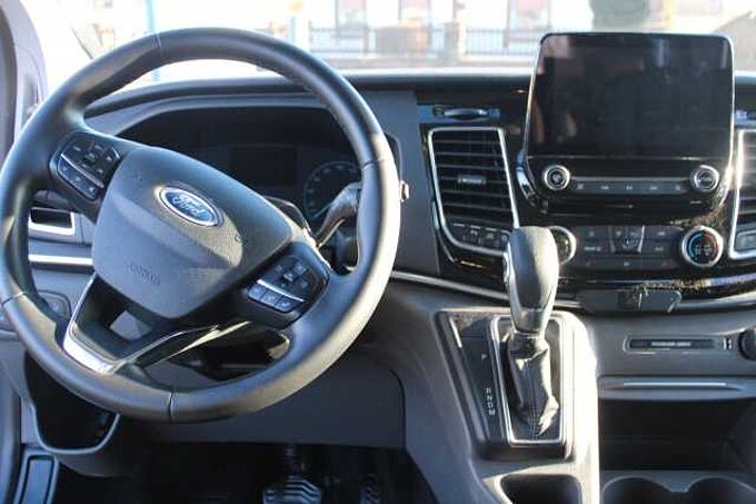 Ford Tourneo Custom 2.0 EcoBl 320 L1 Tit. Auto+AHK