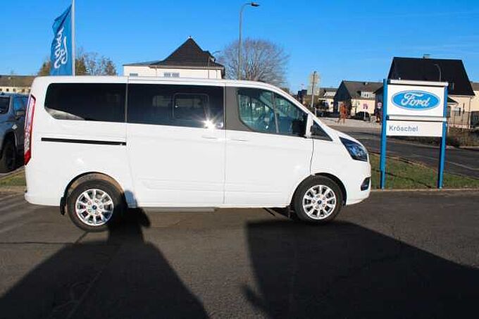 Ford Tourneo Custom 2.0 EcoBl 320 L1 Tit. Auto+AHK
