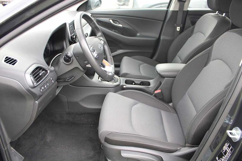 Hyundai i30 cw SELECT*BLUETOOTH*