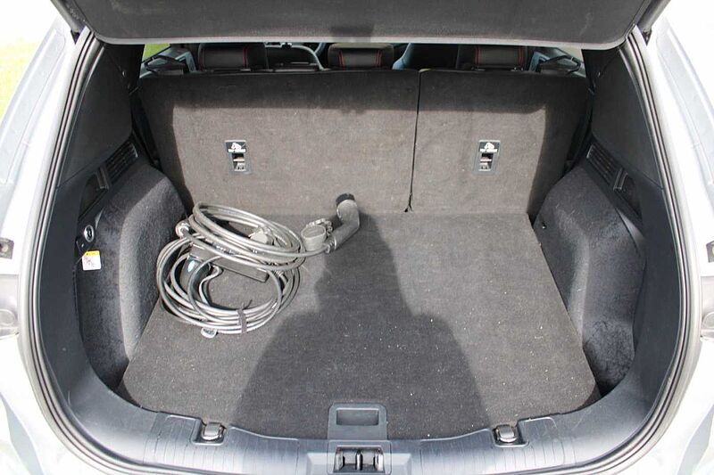 Ford Kuga Plug-In Hybrid 2.5 ST-Line X*TECHNO*AHK*