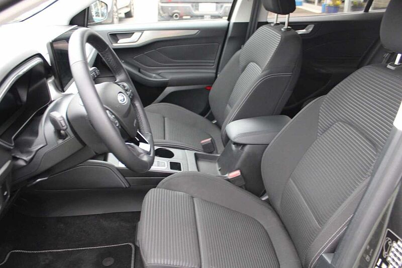 Ford Focus Tur. Titanium X+ACC+Winter P. +Navi+Head Up