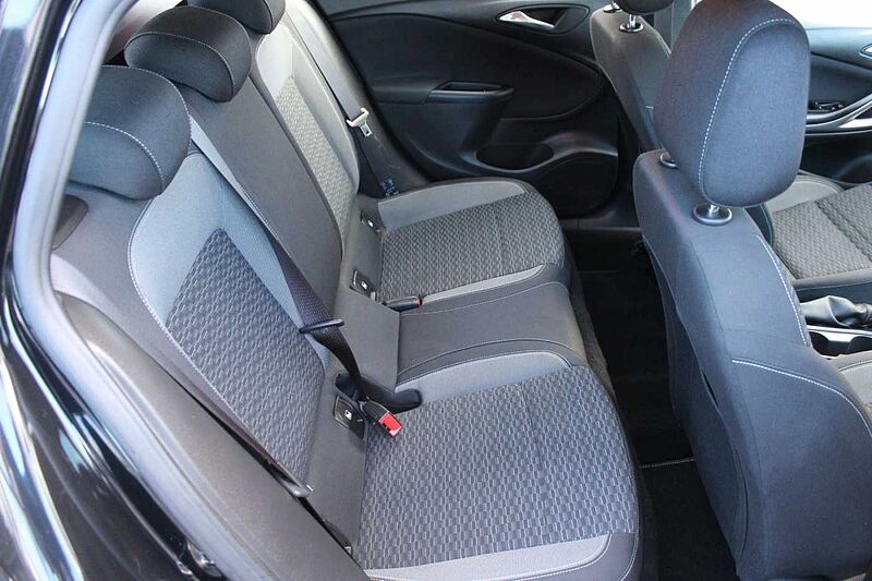 Opel Astra K 1.5l CDTi Sports Tourer Business