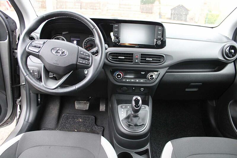 Hyundai i10 Trend 1.2l+Komfort-Paket+DAB+Induktion