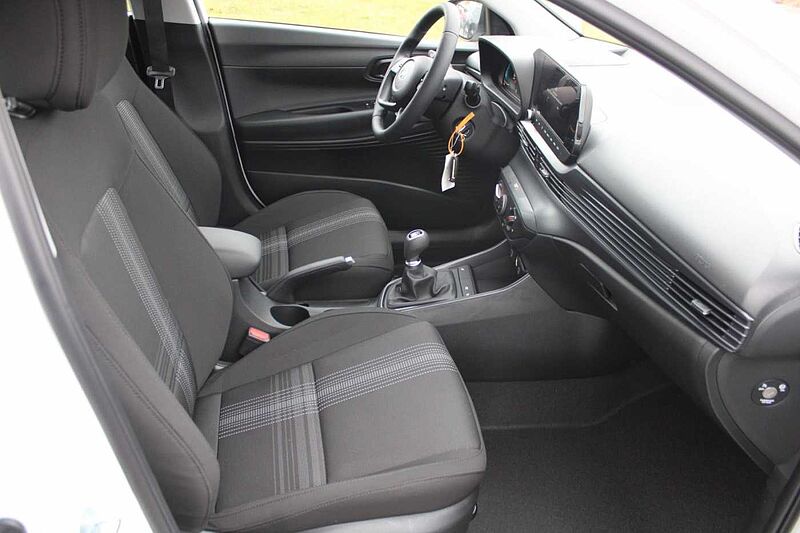 Hyundai i20 Select 1.2l+DAB+WinterPaket+AppLink+Navi