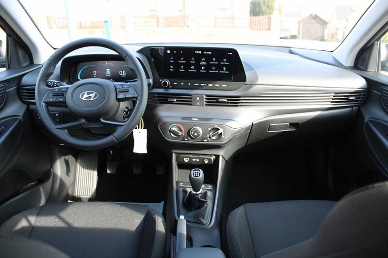 Hyundai BAYON Select 2WD+Navi+Winter P. +Rückfahrkamera