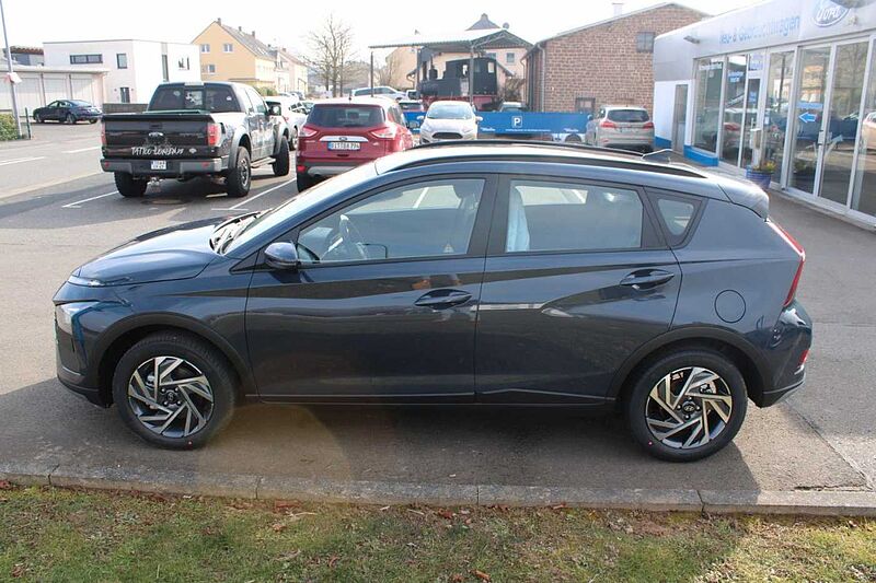Hyundai BAYON Select 2WD+Navi+Winter P. +Rückfahrkamera