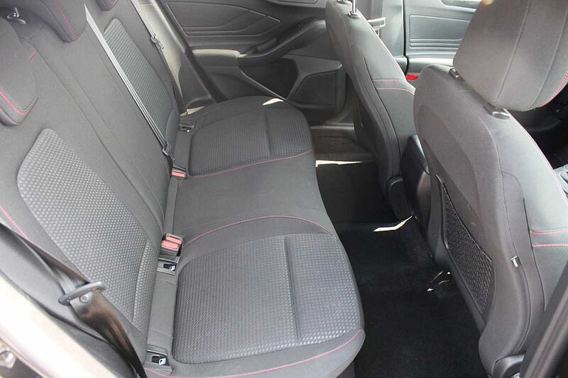 Ford Focus 1.0l Ecob. Lim. ST-Line+Navi+ACC+Winter