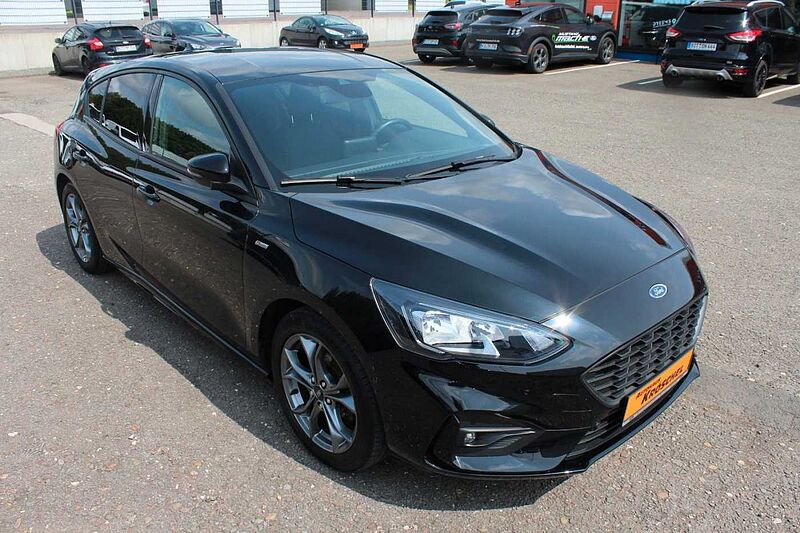 Ford Focus 1.0l Ecob. Lim. ST-Line+Navi+ACC+Winter
