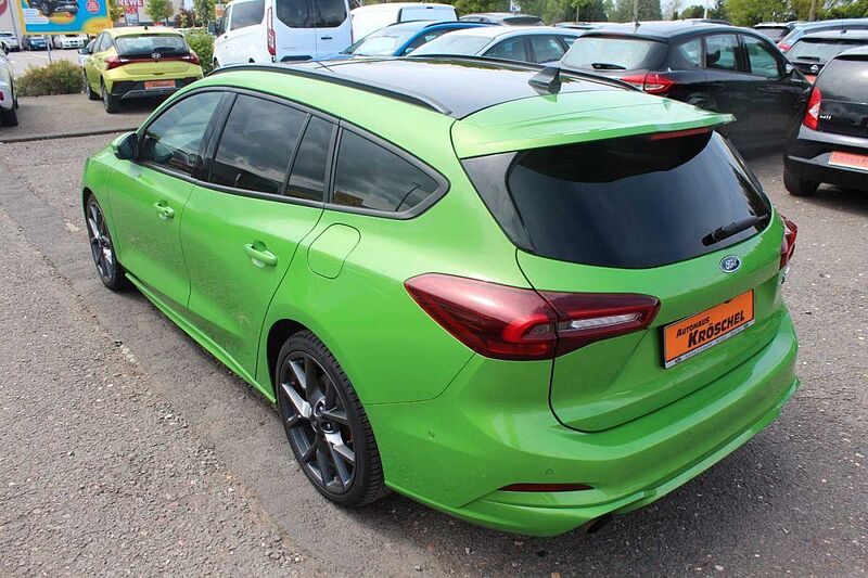 Ford Focus Turnier ST X 2.3l Ecob. +Winter P. +Panorama