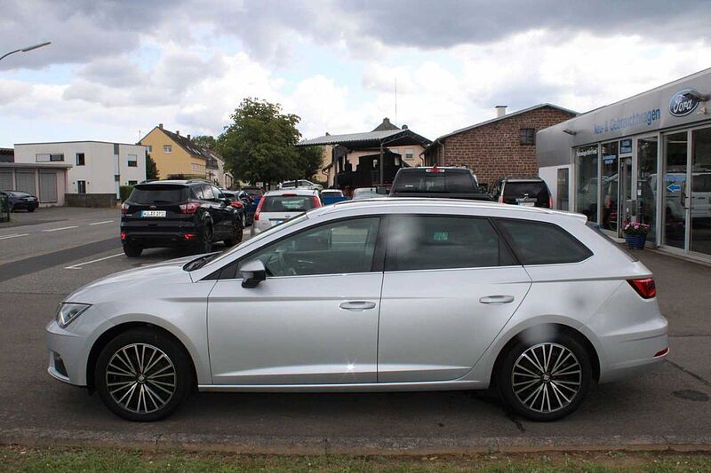 SEAT Leon ST 2.0l TDI Xcellence+WinterP+Navi+Panorama
