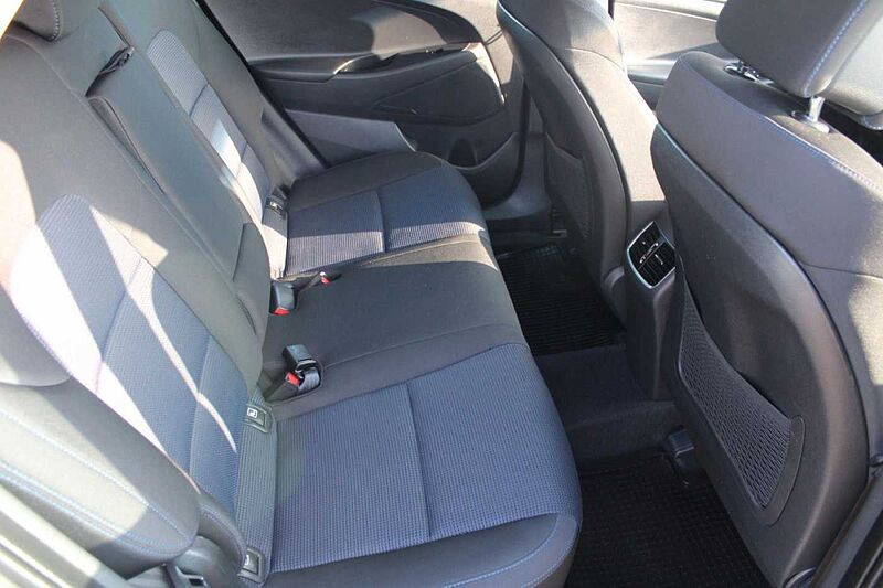 Hyundai Tucson 2.0l CRDi Blue Style 2WD+Navi+Winter P.