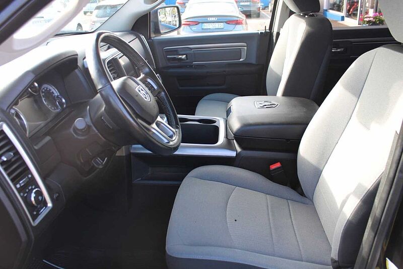 Dodge RAM 1500 Classic, Night Edition, V8, Prins Gas