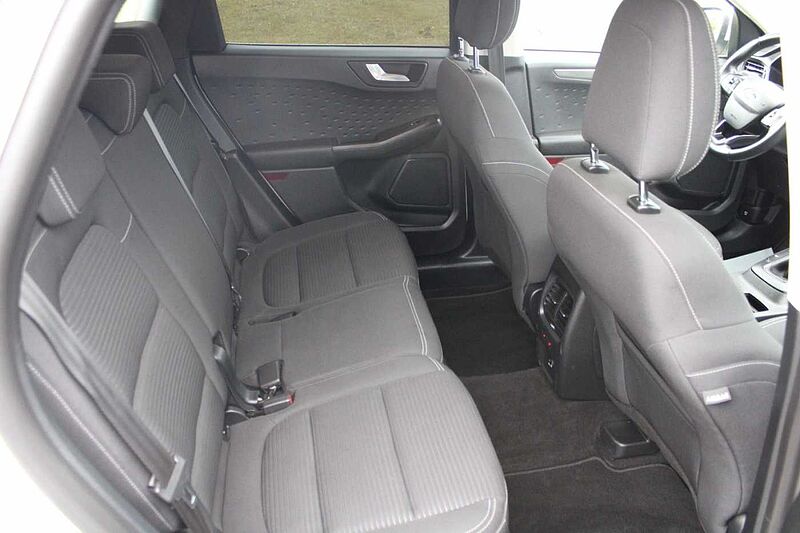 Ford Kuga 2.0l Ecobl. mHev Titanium+AHK+Winter P.