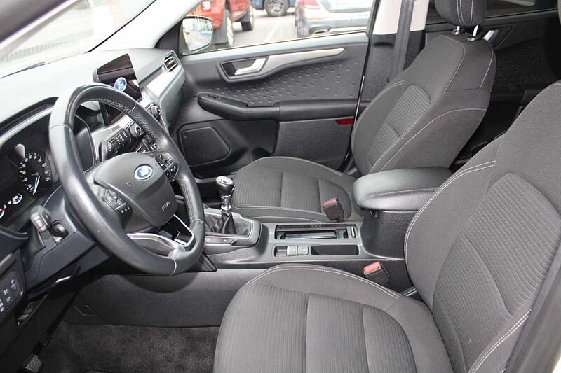 Ford Kuga 2.0l Ecobl. mHev Titanium+AHK+Winter P.