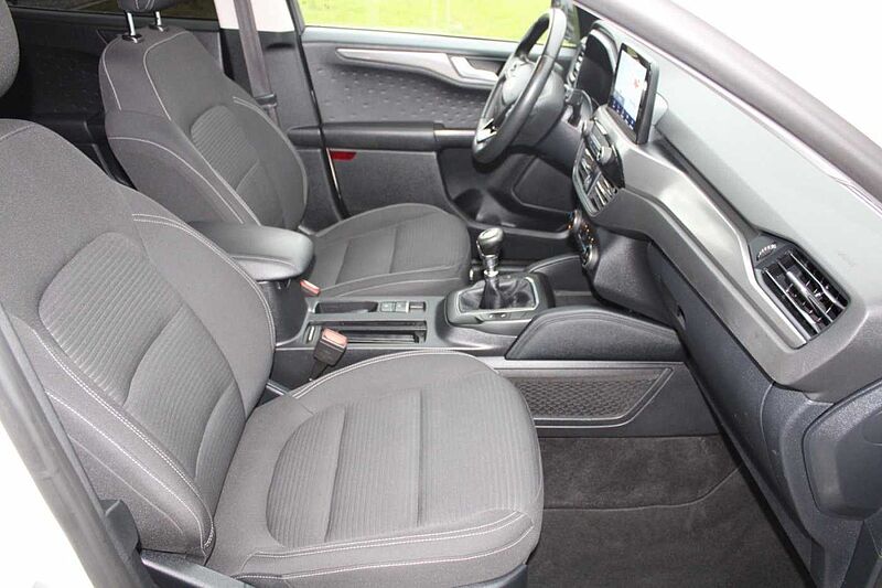 Ford Kuga 2.0l Ecobl. mHev Titanium+AHK+Winter P.