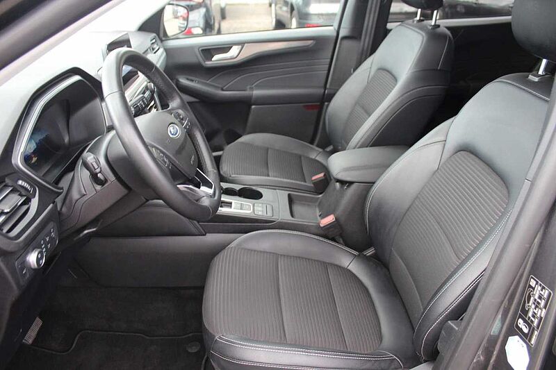 Ford Kuga 2.0l Ecobl. Titanium X+AHK+Navi+Winter P.