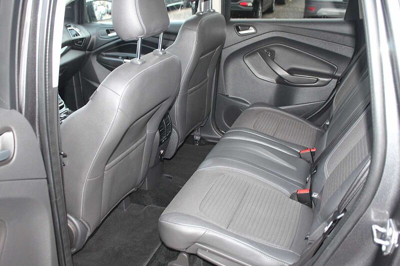 Ford Kuga Titanium 2.0 TDCi 4x4*AHK*KAMERA