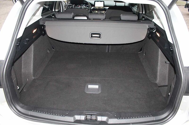 Ford Focus Turnier 1.5 Ecob. Titanium*AHK*KAMERA