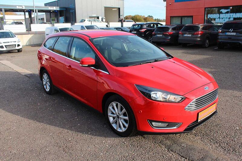 Ford Focus Turnier 2.0 TDCI Titanium*KAMERA*NAVI*ACC