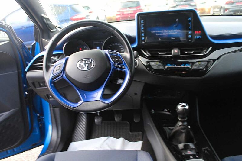 Toyota C-HR Style Selection