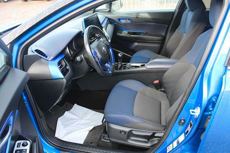 Toyota C-HR Style Selection