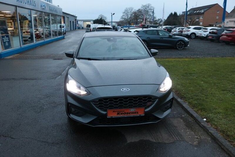 Ford Focus Lim. ST 2.0l Ecobl. +Navi+Winter P. +KeyFree