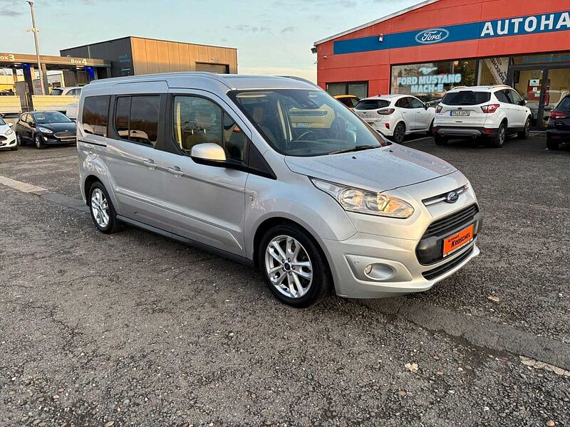 Ford Grand Tourneo 1.5 TDCI Connect Titanium