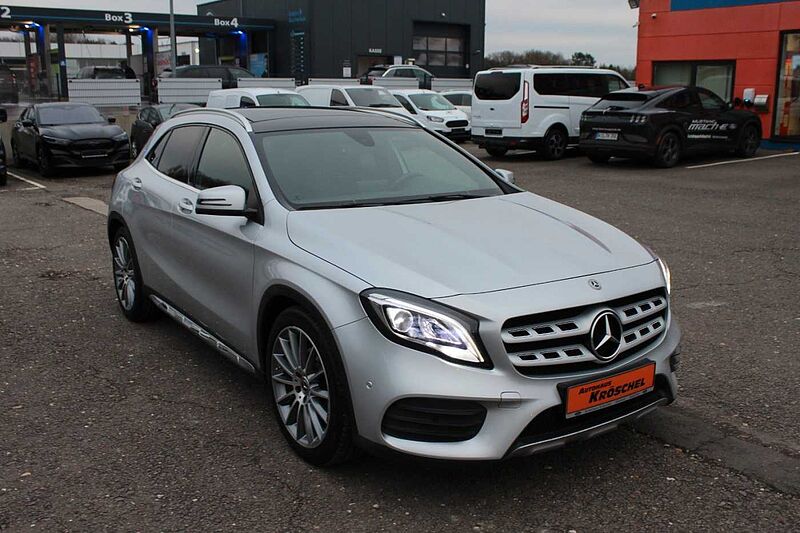 Mercedes-Benz GLA 250 4Matic+Panorama+Navi