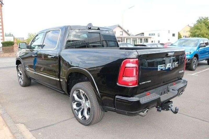 Dodge RAM Limited,5,7l Hemi V8,Crew Cab,2022 Model USA
