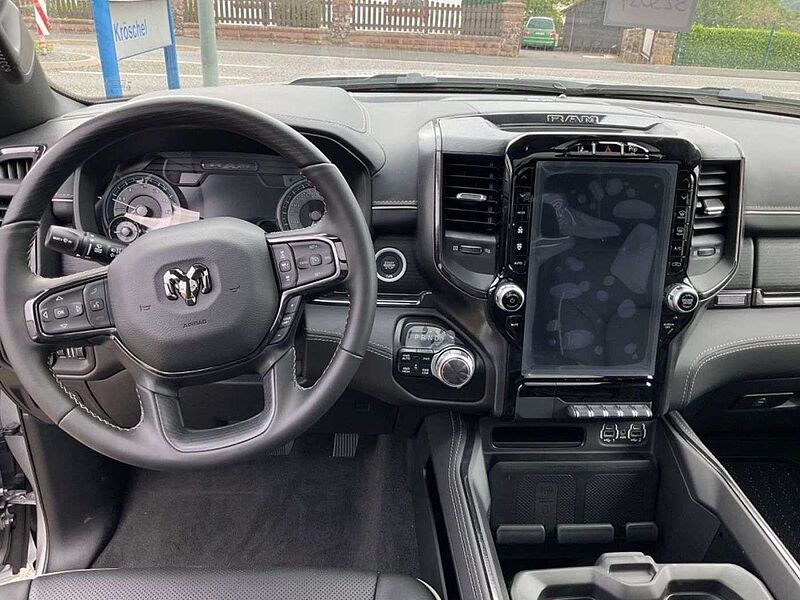 Dodge RAM Limited, 5,7l Hemi V8,Crew Cab, Model 22 USA