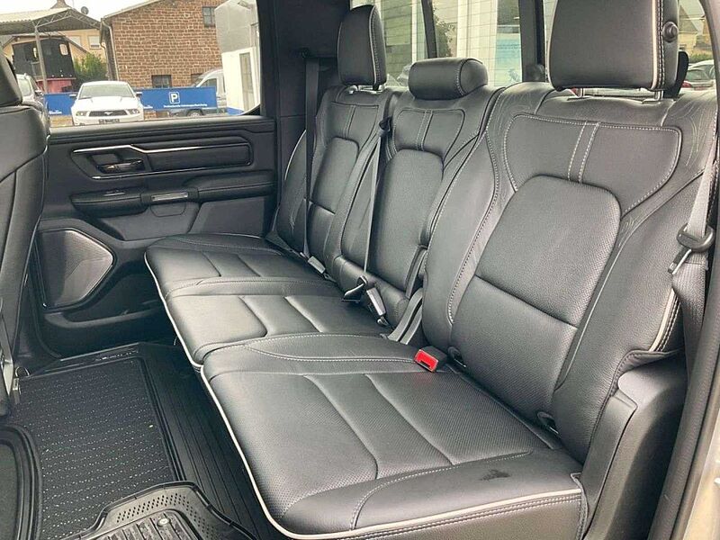 Dodge RAM Limited, 5,7l Hemi V8,Crew Cab, Model 22 USA