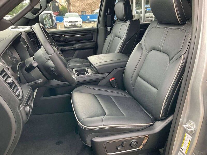 Dodge RAM Limited, 5,7l Hemi V8,Crew Cab, Model 22 USA