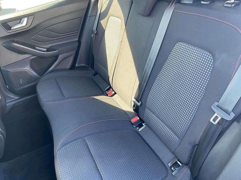 Ford Focus Lim. 1.0 Ecob. mHev ST-Line+LED+KAMERA