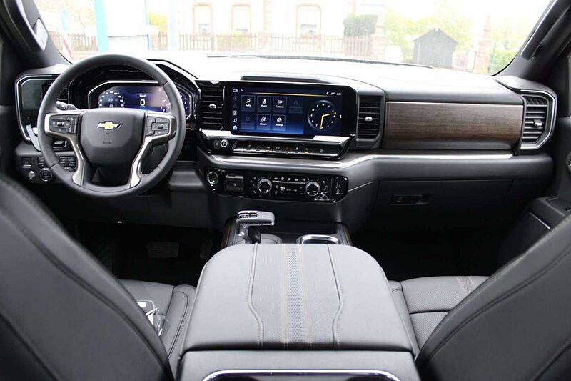 Chevrolet Silverado High Country,6,2L V8, Vollaussattung